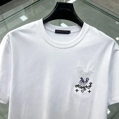 Replica Louis Vuitton LV T-Shirts Short Sleeved For Men #1464438 $60.00 USD for Wholesale