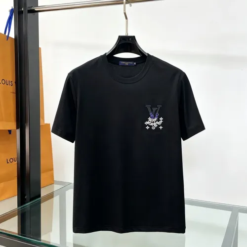 Replica Louis Vuitton LV T-Shirts Short Sleeved For Men #1464439 $60.00 USD for Wholesale