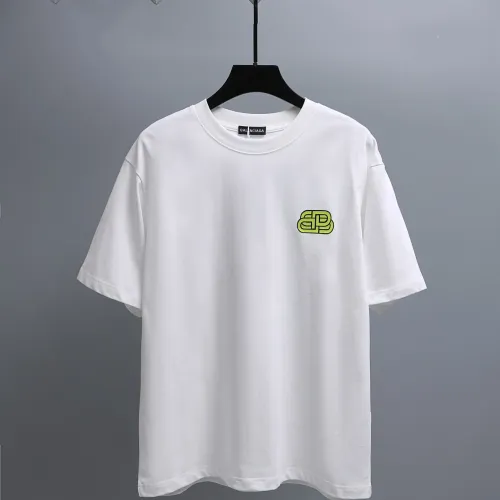 Wholesale Balenciaga T-Shirts Short Sleeved For Unisex #1464442 $39.00 USD, Wholesale Quality Replica Balenciaga T-Shirts