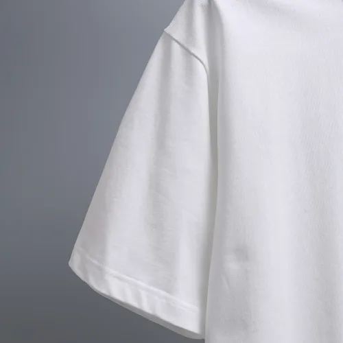 Replica Louis Vuitton LV T-Shirts Short Sleeved For Unisex #1464459 $39.00 USD for Wholesale