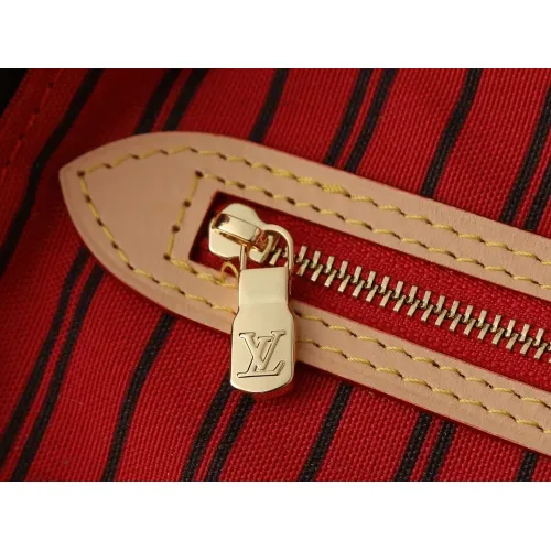 Replica Louis Vuitton AAA Quality Shoulder Bags For Women #1464832 $92.00 USD for Wholesale