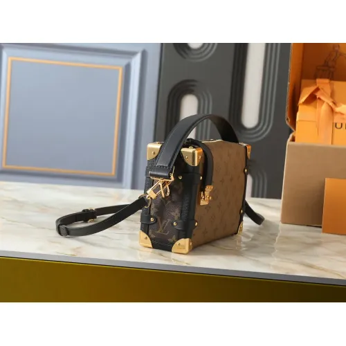 Replica Louis Vuitton AAA Quality Messenger Bags For Women #1464842 $88.00 USD for Wholesale