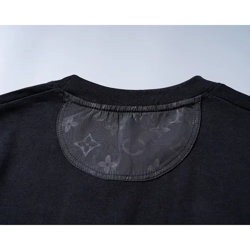 Replica Louis Vuitton LV Tracksuits Short Sleeved For Men #1464855 $42.00 USD for Wholesale