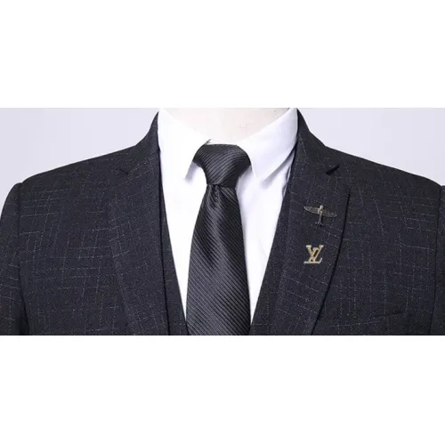 Replica Louis Vuitton LV Tracksuits Long Sleeved For Men #1465055 $105.00 USD for Wholesale