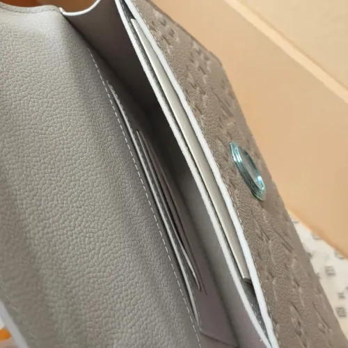 Replica Louis Vuitton AAA Quality Messenger Bags For Women #1465803 $132.00 USD for Wholesale