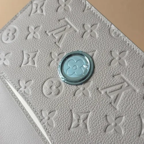 Replica Louis Vuitton AAA Quality Messenger Bags For Women #1465803 $132.00 USD for Wholesale