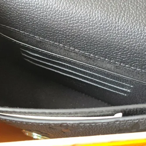 Replica Louis Vuitton AAA Quality Messenger Bags For Women #1465806 $132.00 USD for Wholesale
