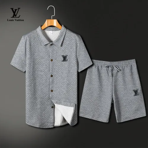 Wholesale Louis Vuitton LV Tracksuits Short Sleeved For Men #1466211 $60.00 USD, Wholesale Quality Replica Louis Vuitton LV Tracksuits