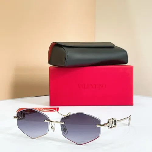 Wholesale Valentino AAA Quality Sunglasses #1466808 $60.00 USD, Wholesale Quality Replica Valentino AAA Quality Sunglasses