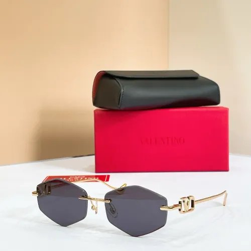 Wholesale Valentino AAA Quality Sunglasses #1466809 $60.00 USD, Wholesale Quality Replica Valentino AAA Quality Sunglasses
