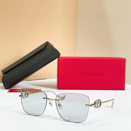 Wholesale Valentino AAA Quality Sunglasses #1466826 $60.00 USD, Wholesale Quality Replica Valentino AAA Quality Sunglasses