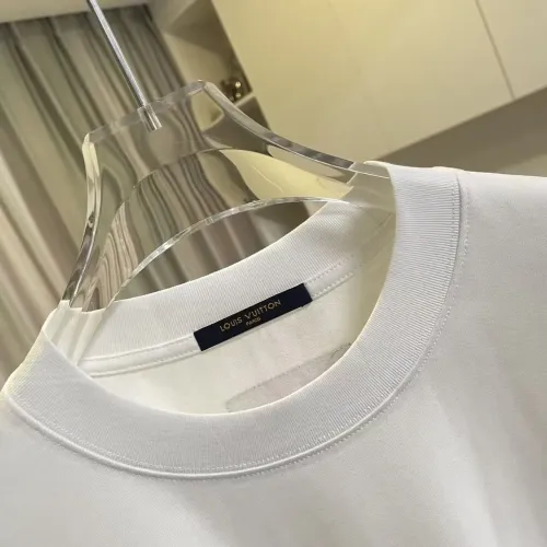 Replica Louis Vuitton LV T-Shirts Short Sleeved For Unisex #1467707 $45.00 USD for Wholesale