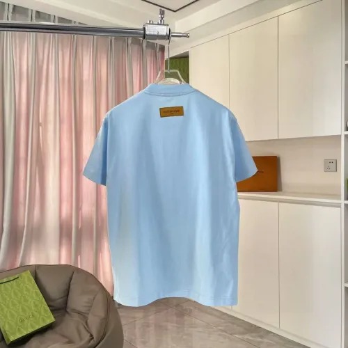 Replica Louis Vuitton LV T-Shirts Short Sleeved For Unisex #1467708 $45.00 USD for Wholesale