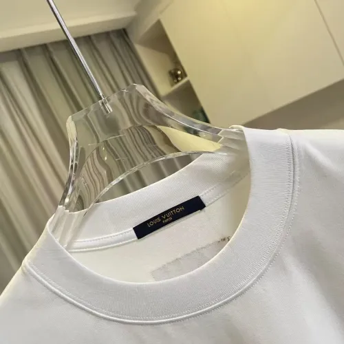 Replica Louis Vuitton LV T-Shirts Short Sleeved For Unisex #1467710 $45.00 USD for Wholesale
