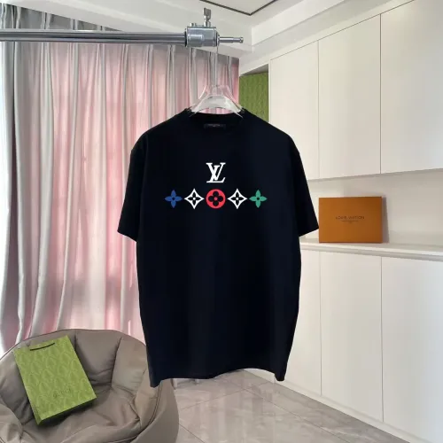 Replica Louis Vuitton LV T-Shirts Short Sleeved For Unisex #1467717 $42.00 USD for Wholesale