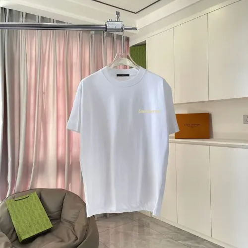 Replica Louis Vuitton LV T-Shirts Short Sleeved For Unisex #1467718 $42.00 USD for Wholesale