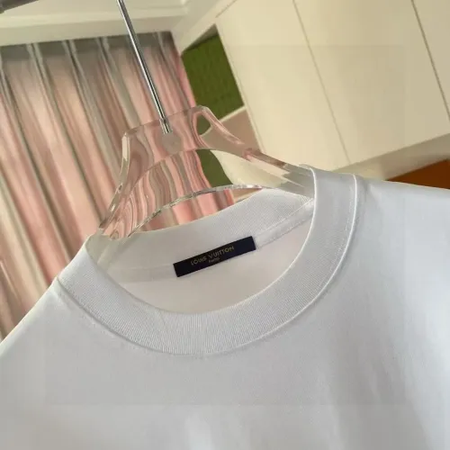 Replica Louis Vuitton LV T-Shirts Short Sleeved For Unisex #1467718 $42.00 USD for Wholesale