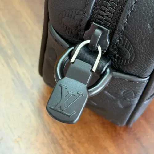 Replica Louis Vuitton AAA Man Messenger Bags #1467729 $140.00 USD for Wholesale