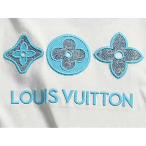 Replica Louis Vuitton LV T-Shirts Short Sleeved For Unisex #1467737 $45.00 USD for Wholesale
