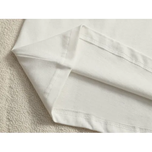 Replica Louis Vuitton LV T-Shirts Short Sleeved For Unisex #1467739 $45.00 USD for Wholesale