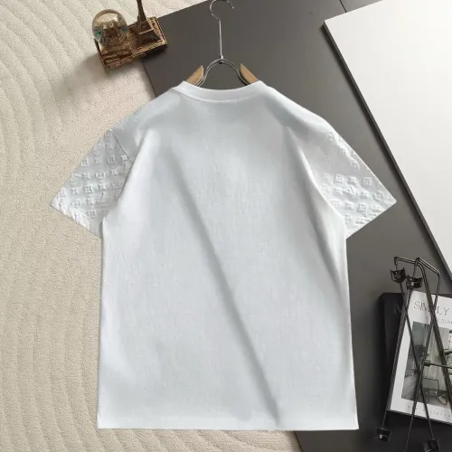 Replica Louis Vuitton LV T-Shirts Short Sleeved For Unisex #1467744 $45.00 USD for Wholesale