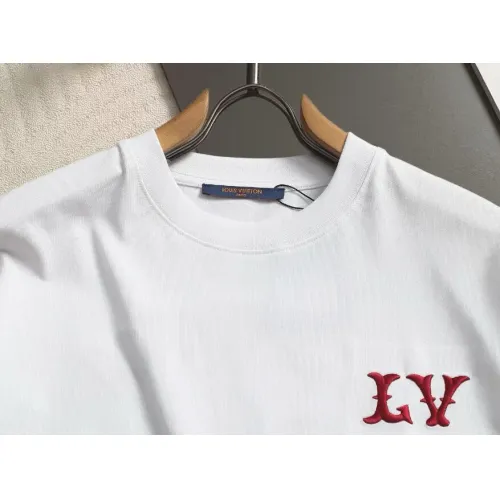 Replica Louis Vuitton LV T-Shirts Short Sleeved For Unisex #1467747 $45.00 USD for Wholesale
