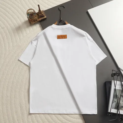 Replica Louis Vuitton LV T-Shirts Short Sleeved For Unisex #1467751 $45.00 USD for Wholesale