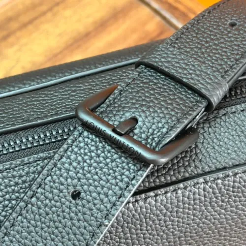 Replica Louis Vuitton AAA Man Messenger Bags #1467752 $162.00 USD for Wholesale