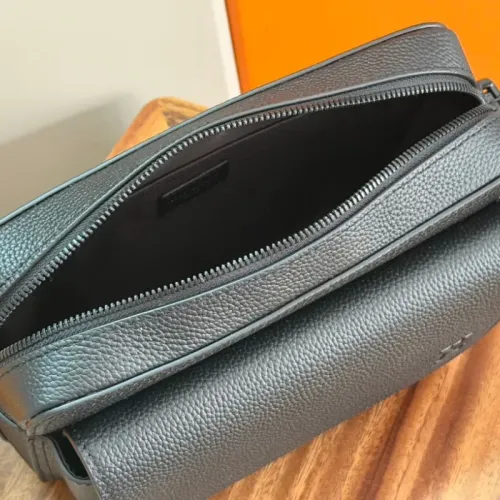 Replica Louis Vuitton AAA Man Messenger Bags #1467752 $162.00 USD for Wholesale