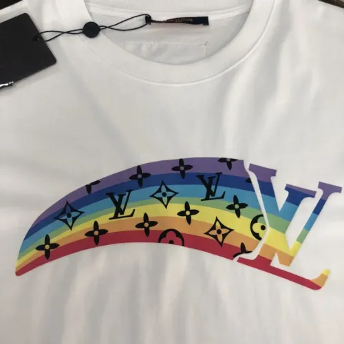 Replica Louis Vuitton LV T-Shirts Short Sleeved For Men #1467757 $45.00 USD for Wholesale