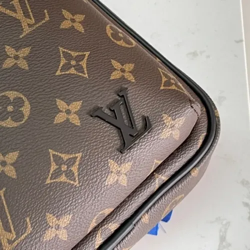 Replica Louis Vuitton AAA Man Messenger Bags #1467758 $132.00 USD for Wholesale