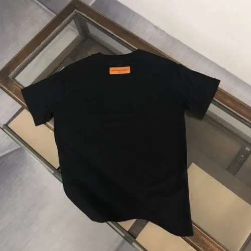 Replica Louis Vuitton LV T-Shirts Short Sleeved For Men #1467759 $45.00 USD for Wholesale