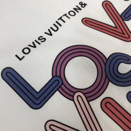 Replica Louis Vuitton LV T-Shirts Short Sleeved For Men #1467768 $45.00 USD for Wholesale