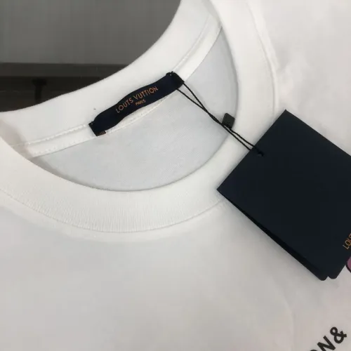 Replica Louis Vuitton LV T-Shirts Short Sleeved For Men #1467768 $45.00 USD for Wholesale