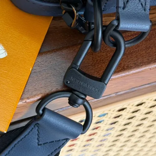 Replica Louis Vuitton AAA Man Messenger Bags #1467822 $182.00 USD for Wholesale