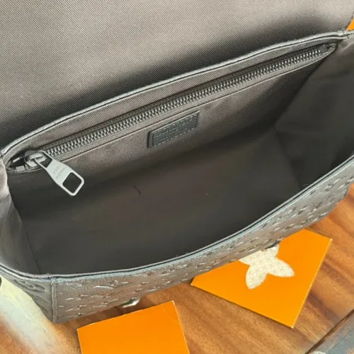 Replica Louis Vuitton AAA Man Messenger Bags #1467835 $175.00 USD for Wholesale
