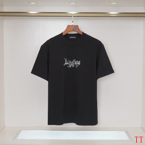 Wholesale Balenciaga T-Shirts Short Sleeved For Unisex #1467840 $32.00 USD, Wholesale Quality Replica Balenciaga T-Shirts