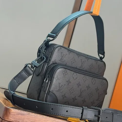 Replica Louis Vuitton AAA Man Messenger Bags #1467842 $162.00 USD for Wholesale