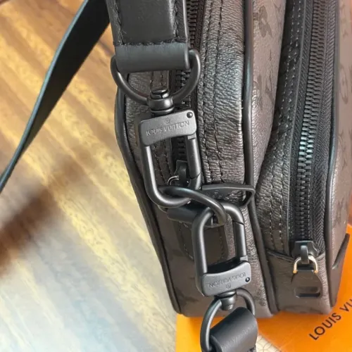 Replica Louis Vuitton AAA Man Messenger Bags #1467842 $162.00 USD for Wholesale