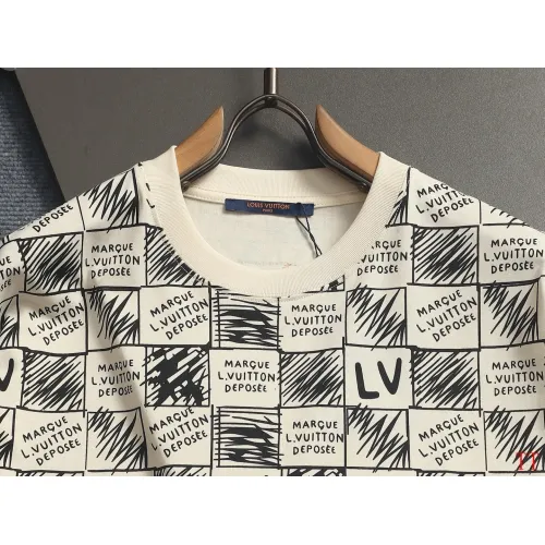 Replica Louis Vuitton LV T-Shirts Short Sleeved For Unisex #1467900 $40.00 USD for Wholesale