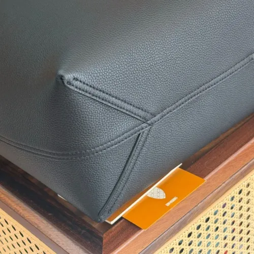 Replica Louis Vuitton AAA Man Messenger Bags #1468273 $225.00 USD for Wholesale