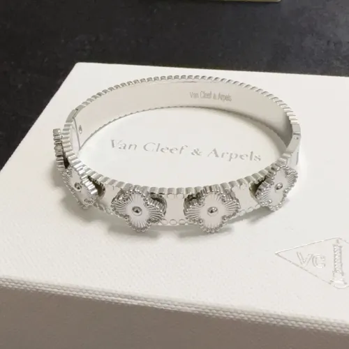 Wholesale Van Cleef &amp; Arpels Bracelets #1468821 $29.00 USD, Wholesale Quality Replica Van Cleef &amp; Arpels Bracelets