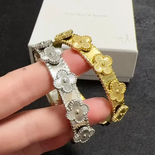 Replica Van Cleef & Arpels Bracelets #1468821 $29.00 USD for Wholesale