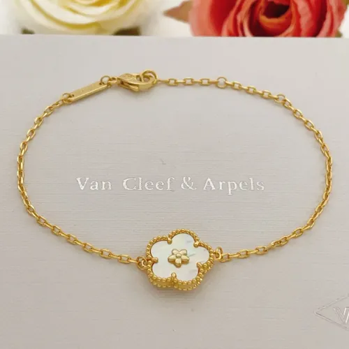 Wholesale Van Cleef &amp; Arpels Bracelets For Women #1469081 $29.00 USD, Wholesale Quality Replica Van Cleef &amp; Arpels Bracelets