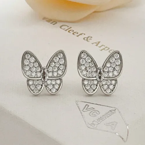 Wholesale Van Cleef &amp; Arpels Earrings For Women #1469082 $32.00 USD, Wholesale Quality Replica Van Cleef &amp; Arpels Earrings