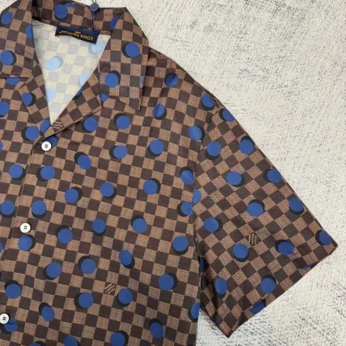 Replica Louis Vuitton LV Shirts Short Sleeved For Unisex #1469908 $72.00 USD for Wholesale