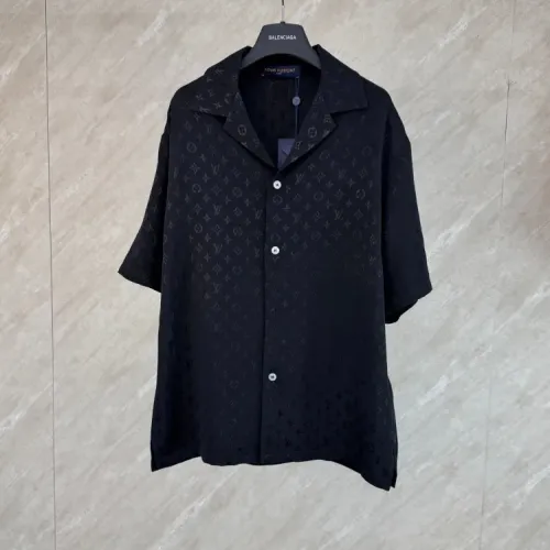 Wholesale Louis Vuitton LV Shirts Short Sleeved For Unisex #1469916 $68.00 USD, Wholesale Quality Replica Louis Vuitton LV Shirts