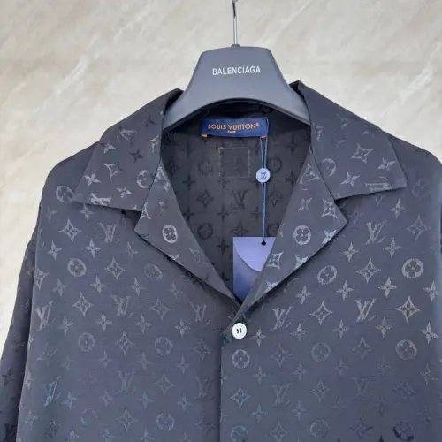 Replica Louis Vuitton LV Shirts Short Sleeved For Unisex #1469916 $68.00 USD for Wholesale