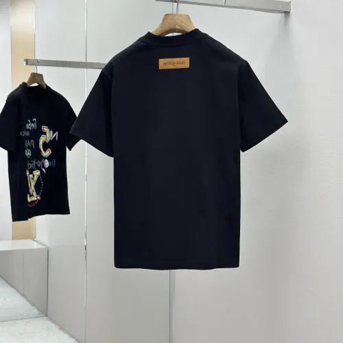 Replica Louis Vuitton LV T-Shirts Short Sleeved For Men #1469978 $42.00 USD for Wholesale
