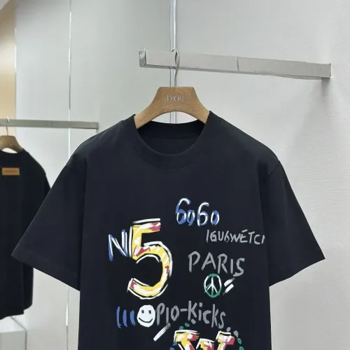 Replica Louis Vuitton LV T-Shirts Short Sleeved For Men #1469978 $42.00 USD for Wholesale